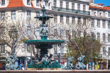 Lizbon,Portekiz-12 Nisan 2015:Çeşmeli Rossio meydanı