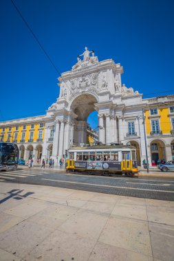 Lisbon, Portekiz-Nisan 12, 2015:Commerce kare, en ben birini