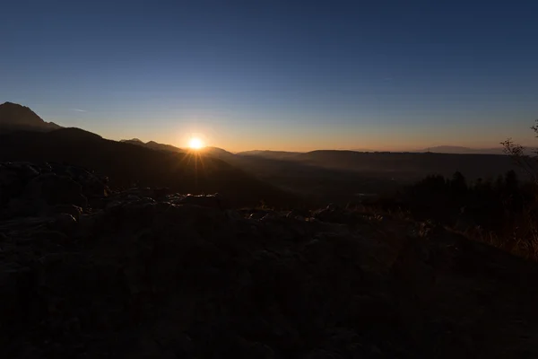 Pôr do sol sobre montanhas Tatra, Zakopane, Polônia — Fotografia de Stock