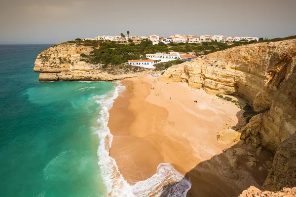 Praia de Benagil beach on atlantic coast, Algarve, Portugal — Stock Photo, Image