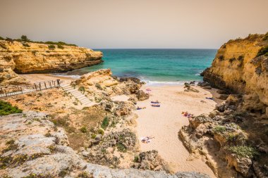 Praia da Marinha - güzel plaj Marinha Algarve, Portekiz