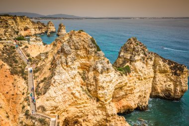 Portekiz 'deki kayalıklar ve kayalık plajlar, Lagos