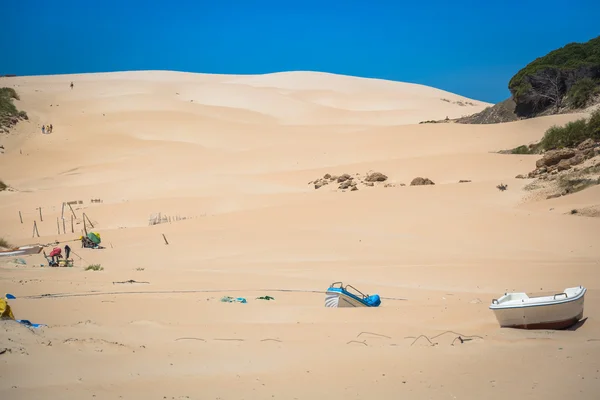 Písečné duny městě Bolonia beach, provincie Cádiz, Andalusie, Španělsko — Stock fotografie