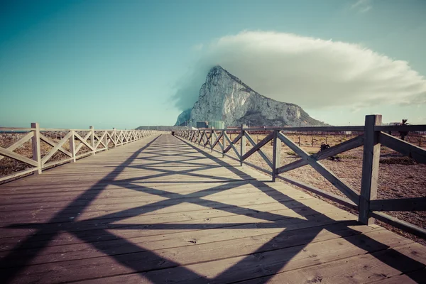 The Rock of Gibraltar from the beach of La Linea, Spain — Stock Photo, Image