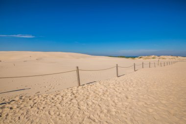 Hareketli kumulları Slowinski Milli Parkı, Polonya