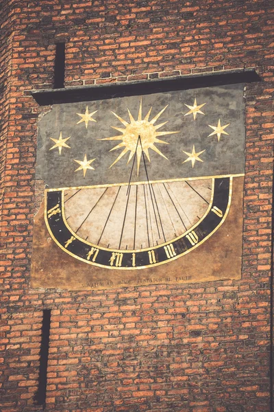 Medieval sundial on the wall of the St Mary, Gdansk, Poland — Stock Photo, Image