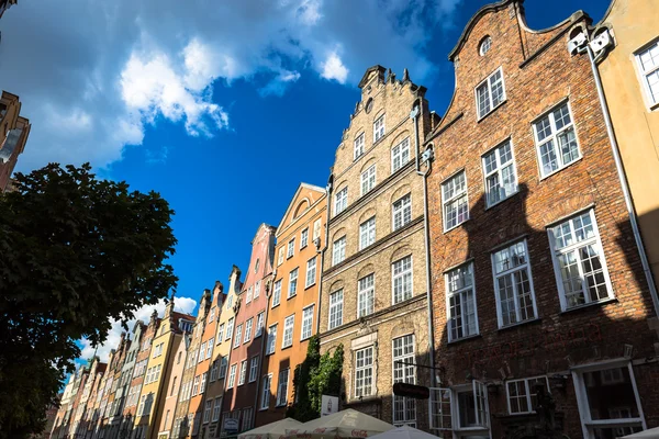 Gdansk, Polen - 19 September 2015: kleurrijke huizen - huurhuisjes in — Stockfoto