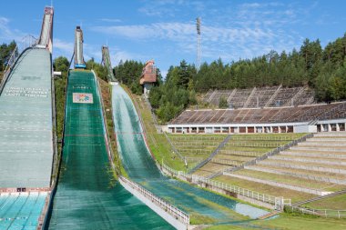 Lahti, Finlandiya - Haziran 21,2011: Kayak atlama şehrin sembolü 
