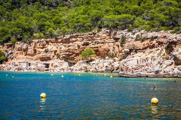 Ibiza Cala de Sant Vicent AUGUST  20, 2013: caleta de san vicent — Stock Photo, Image