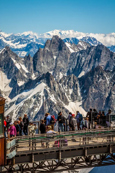 欧洲 2 8 月 2013年法国，钻头 du midi 平台 — 图库照片