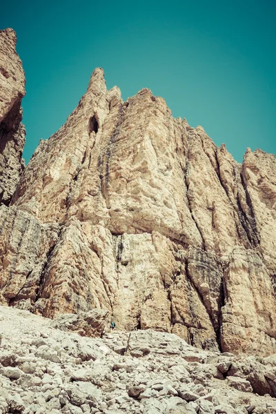 Сасс-Пордой южное лицо (2952 м) в Фалло-дель-Селья, Ди-Митес м — стоковое фото