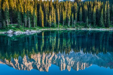 Carezza lake, val di fassa, dolomites, Alpler, İtalya