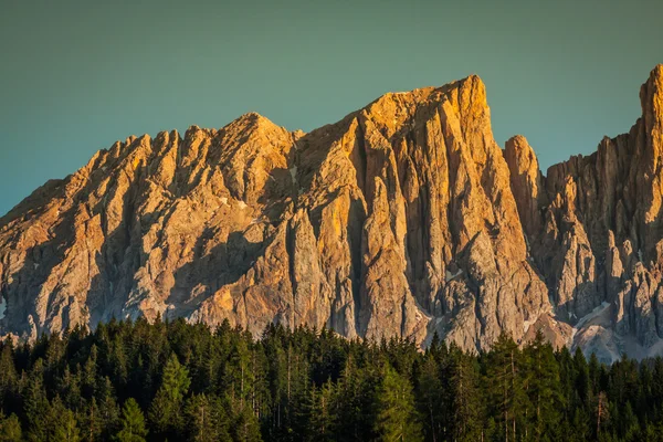 Dolomiti - latemar na zachód światło — Zdjęcie stockowe