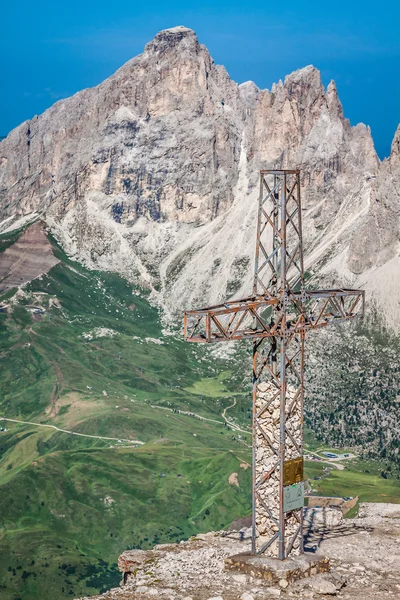 Sass Pordoi south face (2952 m) in Gruppo del Sella, Dolomites m — Stock Photo, Image