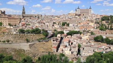 toledo alcazar ile görünüm üst, ortaçağ kenti, İspanya.