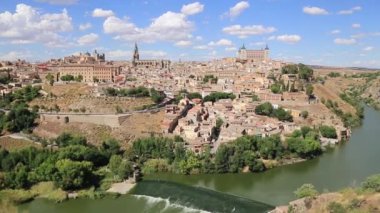 toledo alcazar ile görünüm üst, ortaçağ kenti, İspanya.