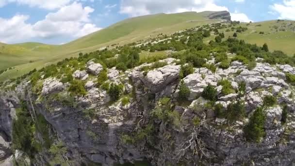 Video udara Canyon de Anisclo di Parque Nacional Ordesa y Monte Perdido, Spanyol — Stok Video