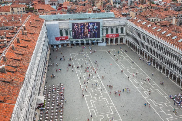 Venice, Italy,August 9, 2013: Saint Mark square (piazza) from th — Stock Photo, Image