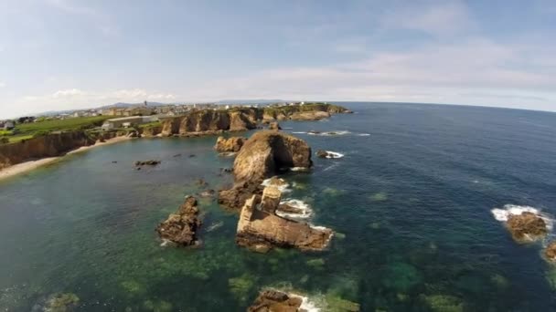 Images Aériennes du littoral de Galice - Belle plage dans le nord de l'Espagne 
