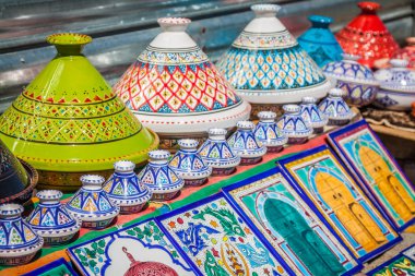 Colorful oriental pottery bazaar (Tunisia) clipart