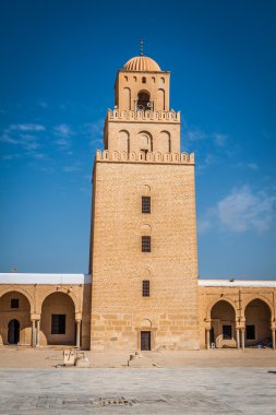 Kayravan (Sidi Uqba Ulu Camii), Tunisi Ulu Camii