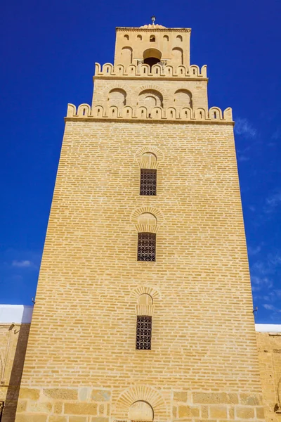 De grote moskee van Kairouan (grote moskee van Sidi-Uqba), Tunisi — Stockfoto