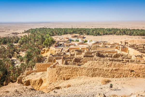 Oasis de montagne Chebika à la frontière du Sahara, Tunisie, Afrique — Photo