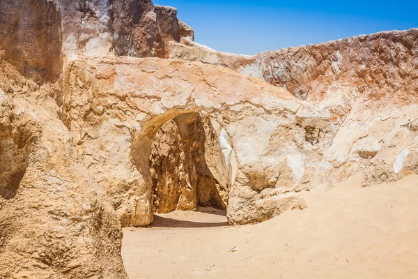 Bâtiments à Ong Jemel, Tunisie. Ong Jemel est un endroit près de Tozeu — Photo