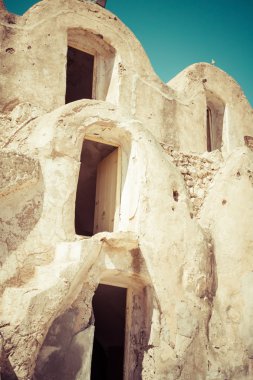 Medine (Tunus): geleneksel Ksour (Berber güçlendirilmiş tahıl ambarı