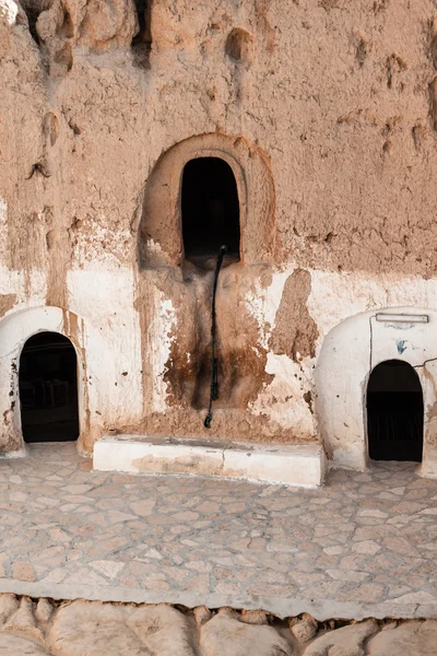 Cave house in matmatmata, Tunisia in the sahara desert — стоковое фото