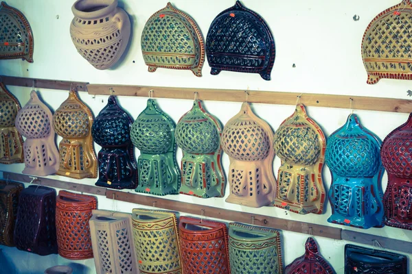 Earthenware in tunisian market — Stock Photo, Image