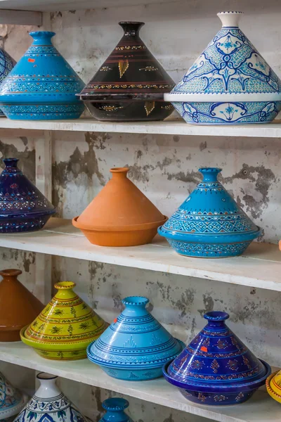 Tajines на ринку, Марракеш, Марокко — стокове фото