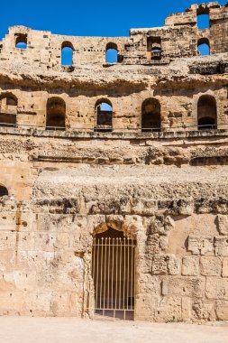 Kuzey Afrika'da en büyük colosseum kalıntıları. El Jem, Tunisi