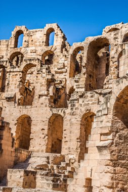 Kuzey Afrika'da en büyük colosseum kalıntıları. El Jem, Tunisi