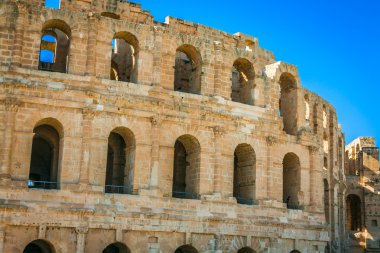 Gladyatör mücadele Tunus'ta El Jem Coliseum Harabeleri