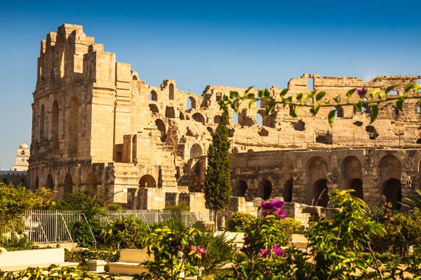 Tunisia. El Jem (ancient Thysdrus). Ruins of the largest colosse — Stock Photo, Image