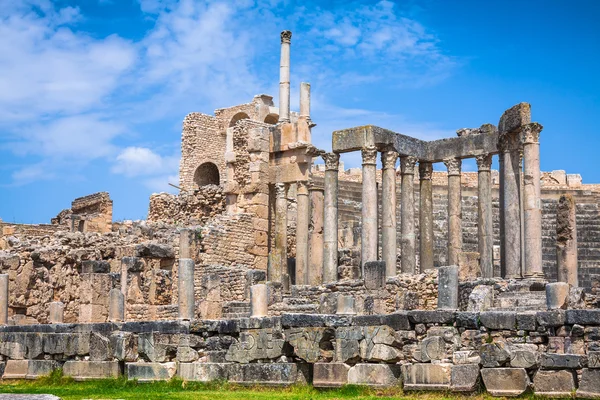 Antik romersk stad i Tunisien, Dougga — Stockfoto