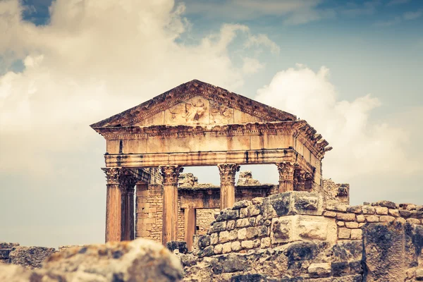 Cidade romana antiga na Tunísia, Dougga — Fotografia de Stock