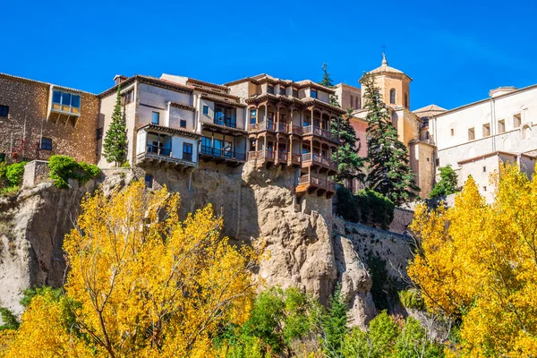 Huizen hing in cuenca, Spanje — Stockfoto