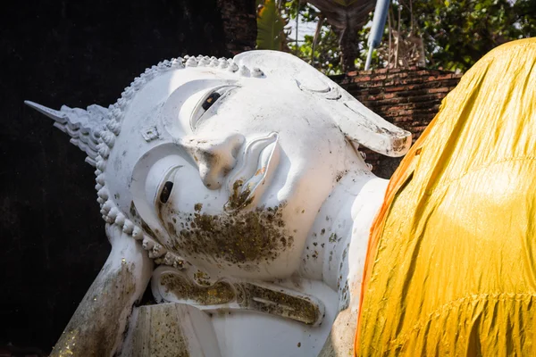 Odchylane Buddy, Wat Yai Chai Mongkol, Ayutthaya, Tajlandia. — Zdjęcie stockowe