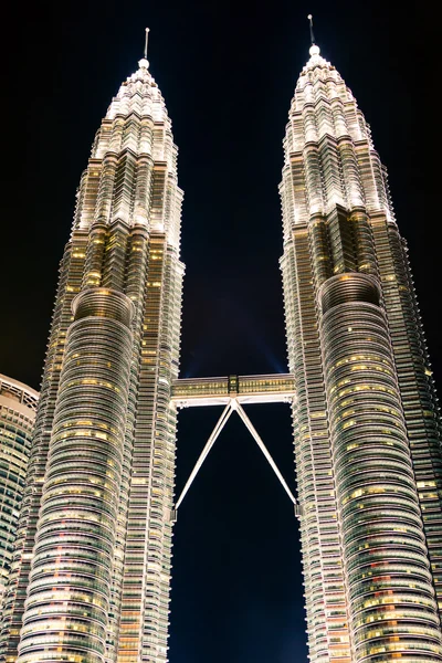 Kuala Lumpur,Malaysia,December 19,2013:The Petronas Towers in Ku — Stock Photo, Image