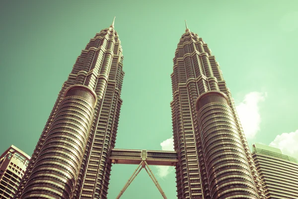 Kuala Lumpur, Malásia, dezembro 18,2013: Petronas Twin Towers, Kua — Fotografia de Stock