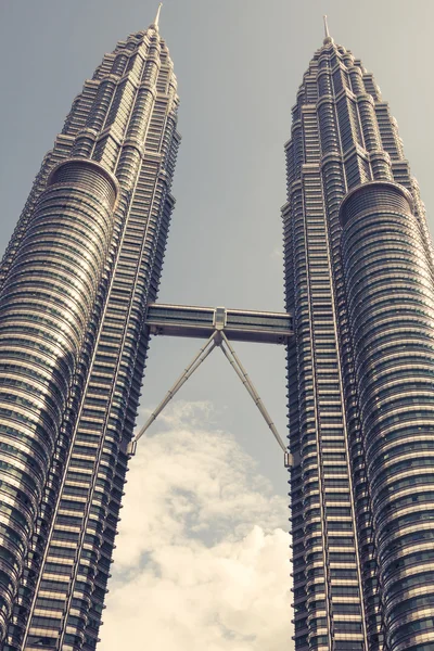 Kuala Lumpur, Malásia, dezembro 18,2013: Petronas Twin Towers, Kua — Fotografia de Stock