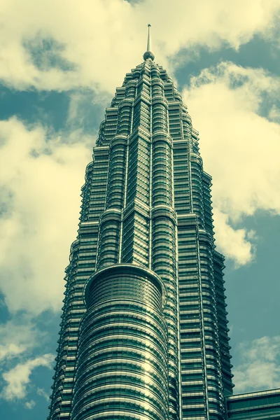 Kuala Lumpur,Malaysia,December 18,2013:Petronas Twin Towers, Kua — Stock Photo, Image
