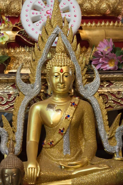 Buddha statues on the tiger cave temple near krabi ,thailand — Stock Photo, Image