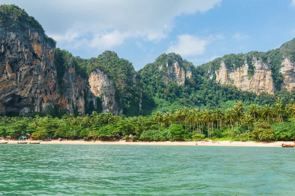 Horniny z Ao Nang v provincii Krabi, Thajsko — Stock fotografie