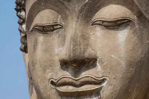 Buda'nın yüzüne Wat Chaiwatthanaram, Ayutthaya, Tayland
