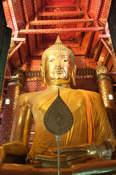 L'immagine principale di Buddha, Wat Phanan Choeng in Ayutthaya . — Foto Stock