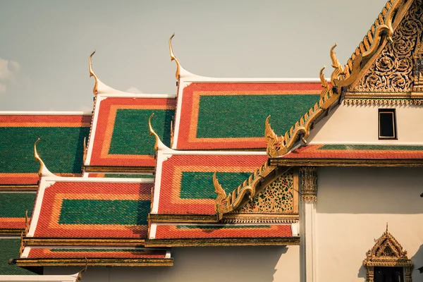 Wat Phra Kaew, Zümrüt Buda, Bangkok, Th Tapınağı çatı — Stok fotoğraf