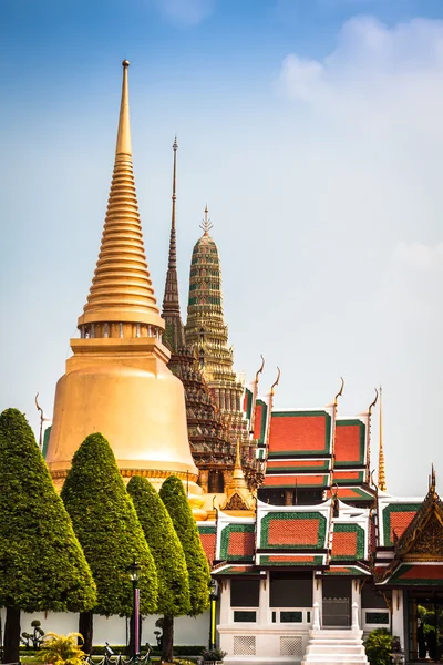 Wat Phra Kaew (Temple of the Emerald Buddha), Bangkok Thailand. — Stock Photo, Image